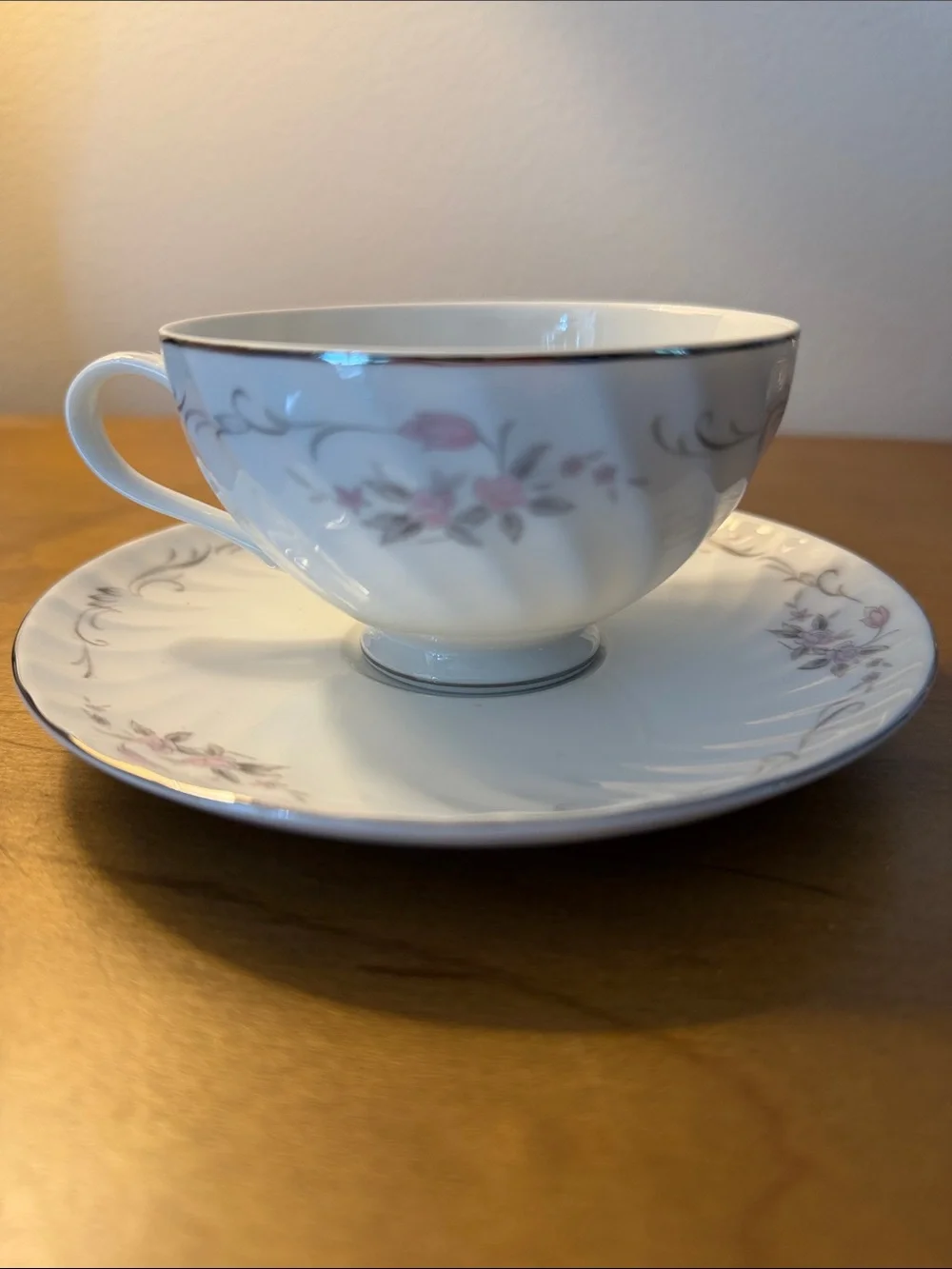 Vintage Gold Standard GST1 Footed Teacup and Saucer Set